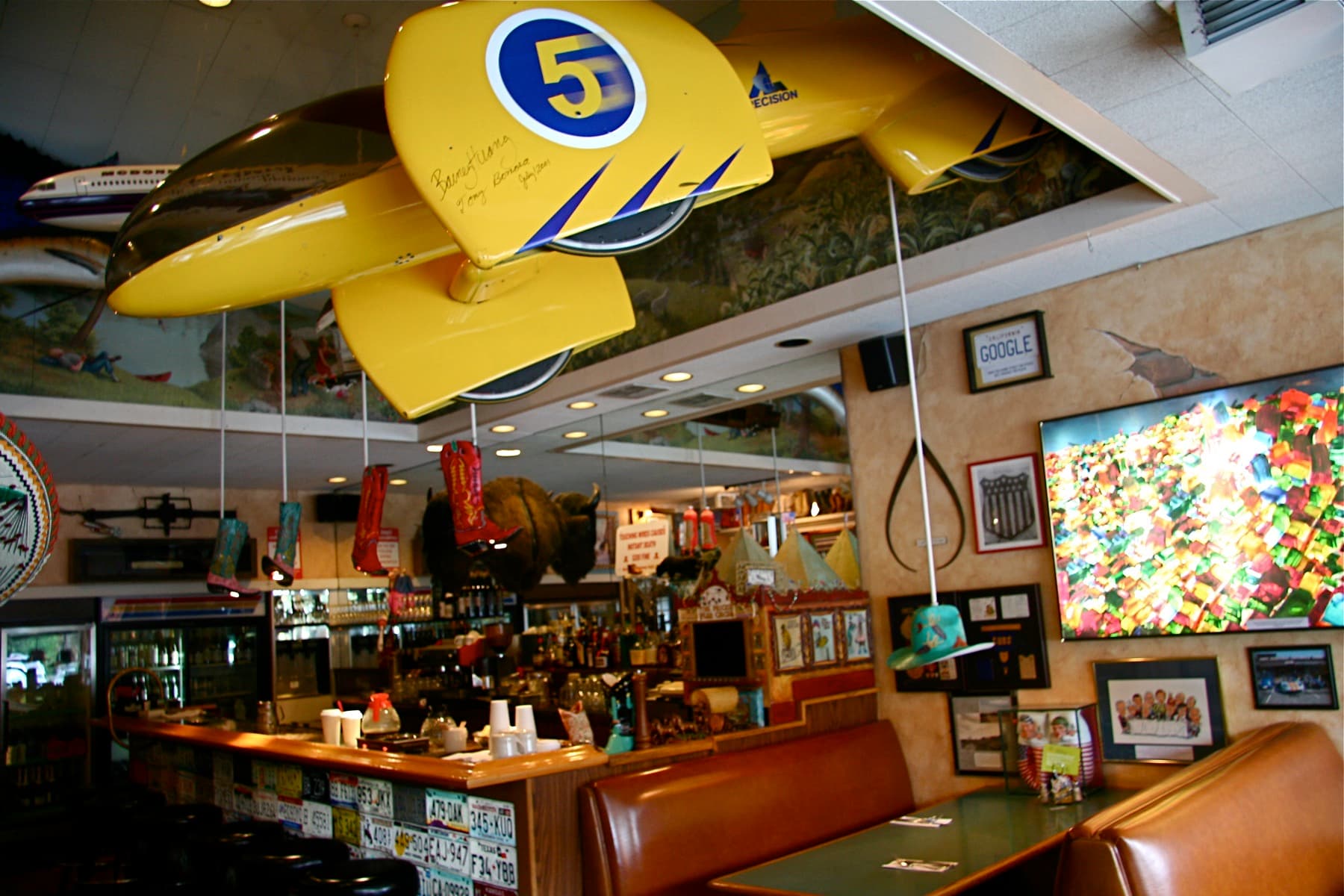 A Silicon Valley restaurant known as a meeting place for venture dealmakers